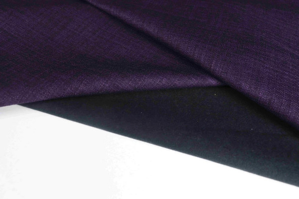 WRINKLE-RESISTANT POLYESTER UPHOLSTERY FABRIC   MT-07843